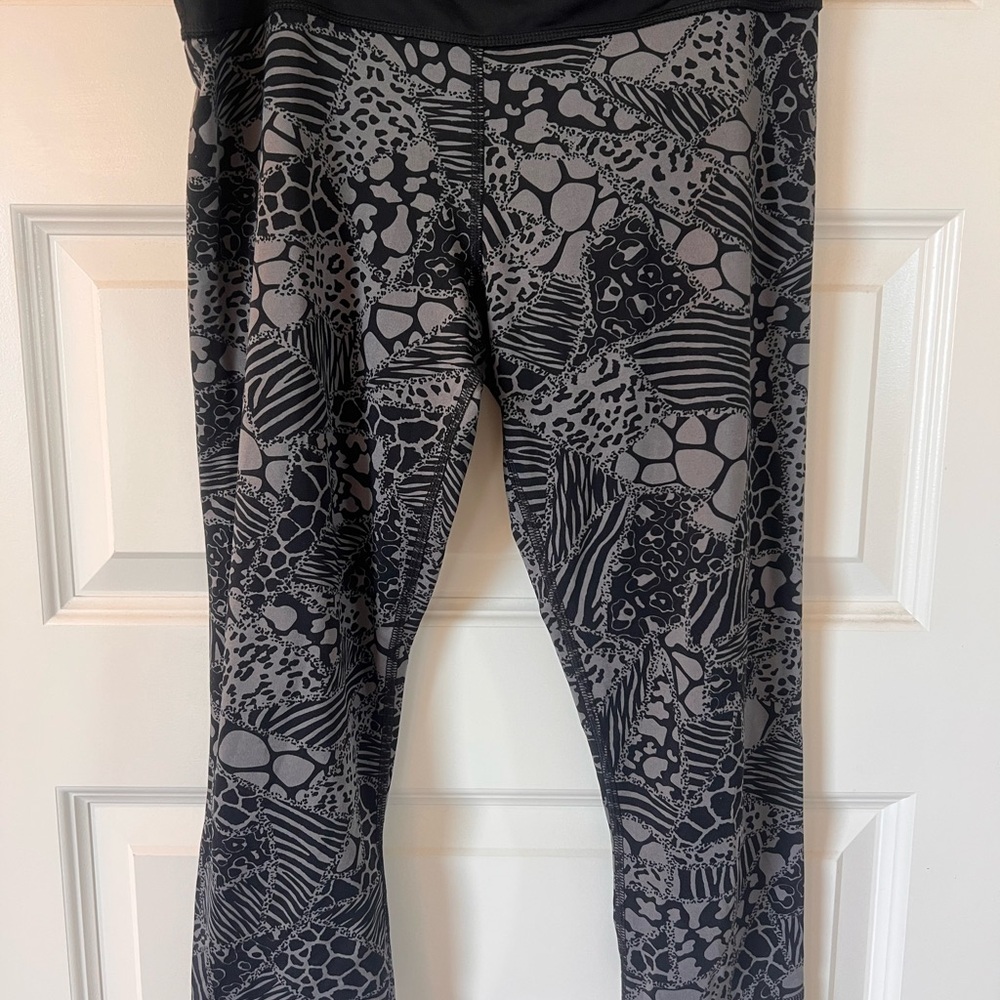 RARE ZUMBA Black and Gray Animal Print Leggings